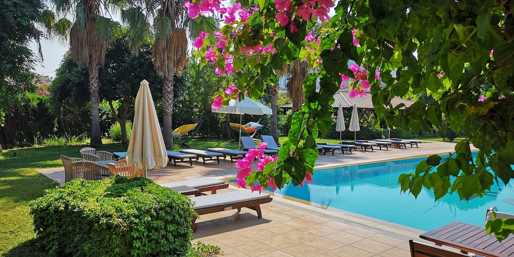 efe hotel gocek