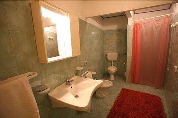 barcellona pozzo di gotto