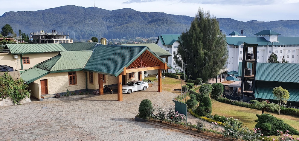 tea bush hotel nuwara eliya