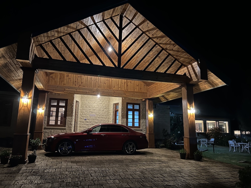 tea bush hotel nuwara eliya