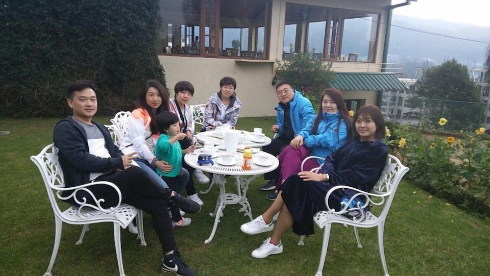 tea bush hotel nuwara eliya