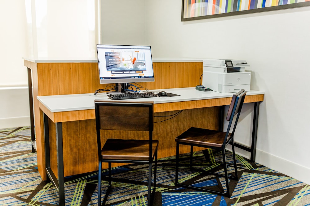 holiday inn express greenville by ihg