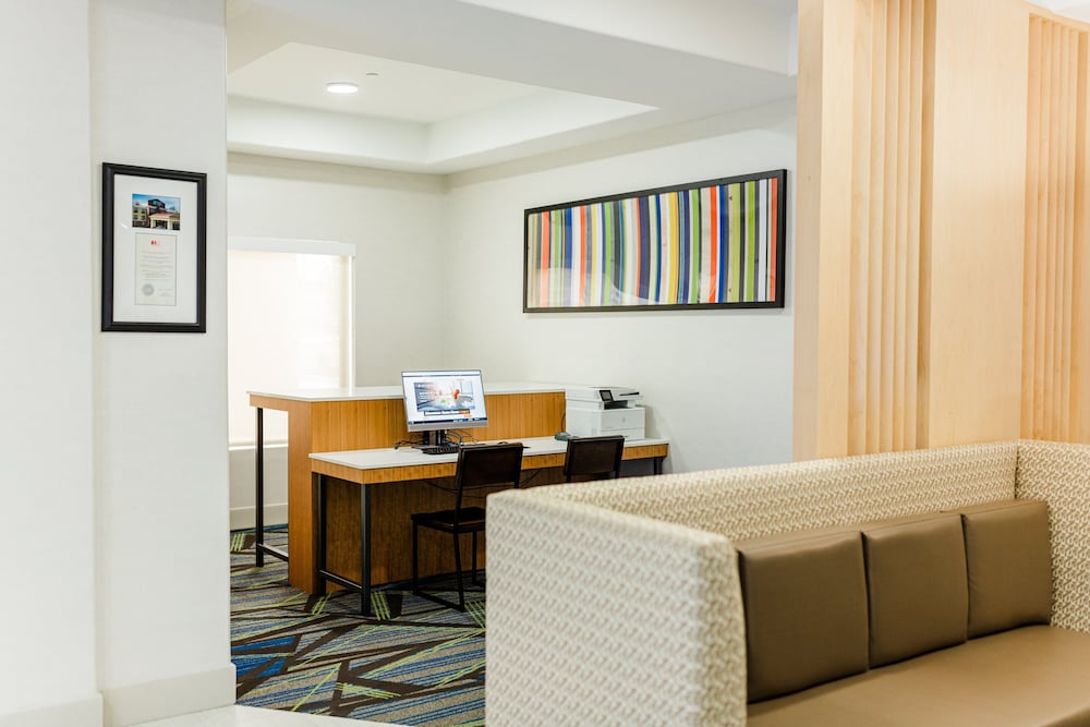 holiday inn express greenville by ihg