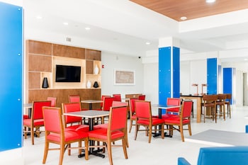 holiday inn express greenville by ihg