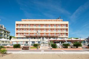 hotel columbus