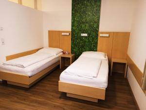 Sankt Magdalena,Upper Austria>>Linz,3 star