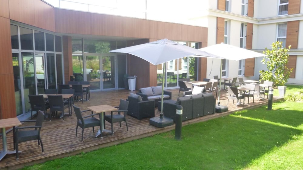 residhome paris guyancourt