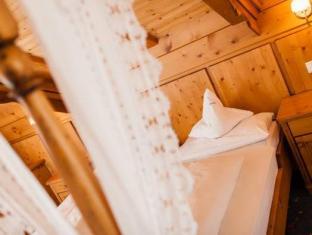 Hotel Goldene Rose,Brunico>>Bolzano,3 star