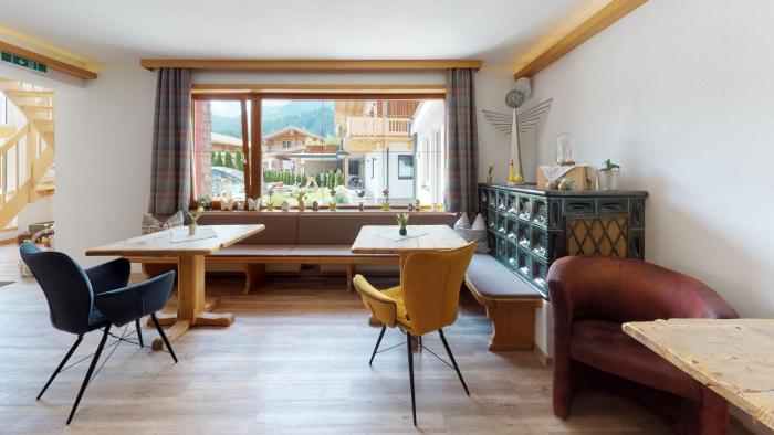 home suite home