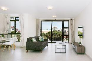 Island Club Hotel & Apartments,Century City>>Cape Town,4 star
