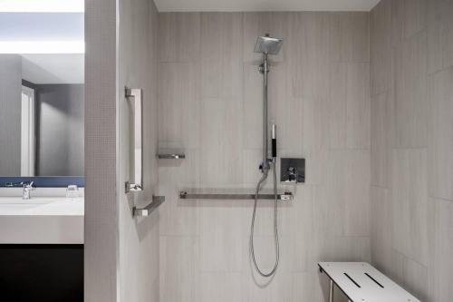 crystal city marriott at reagan national airport