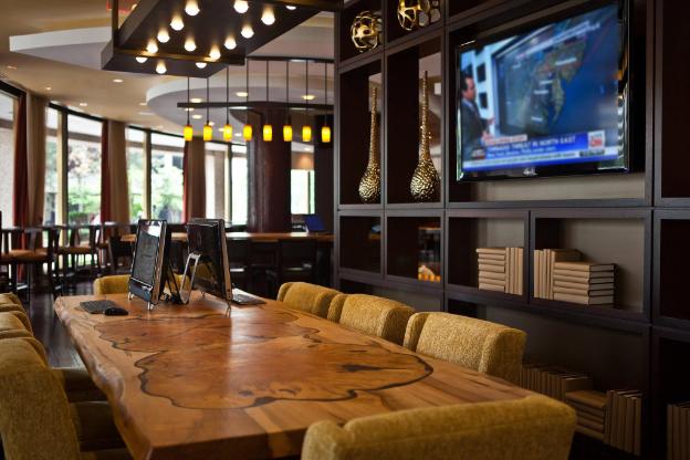 crystal city marriott at reagan national airport