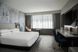 crystal city marriott at reagan national airport