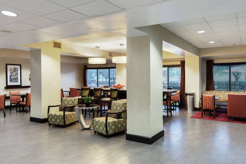 hampton inn houma
