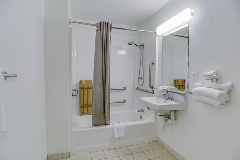 red roof inn houston jersey village