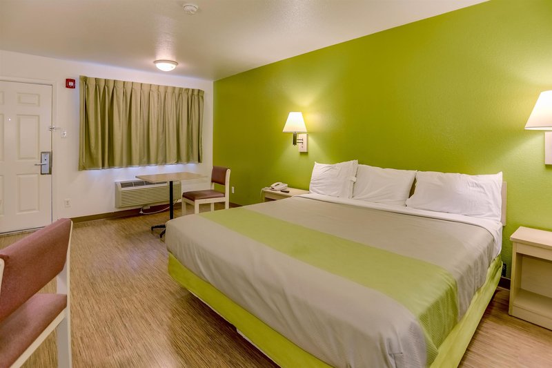 red roof inn houston jersey village