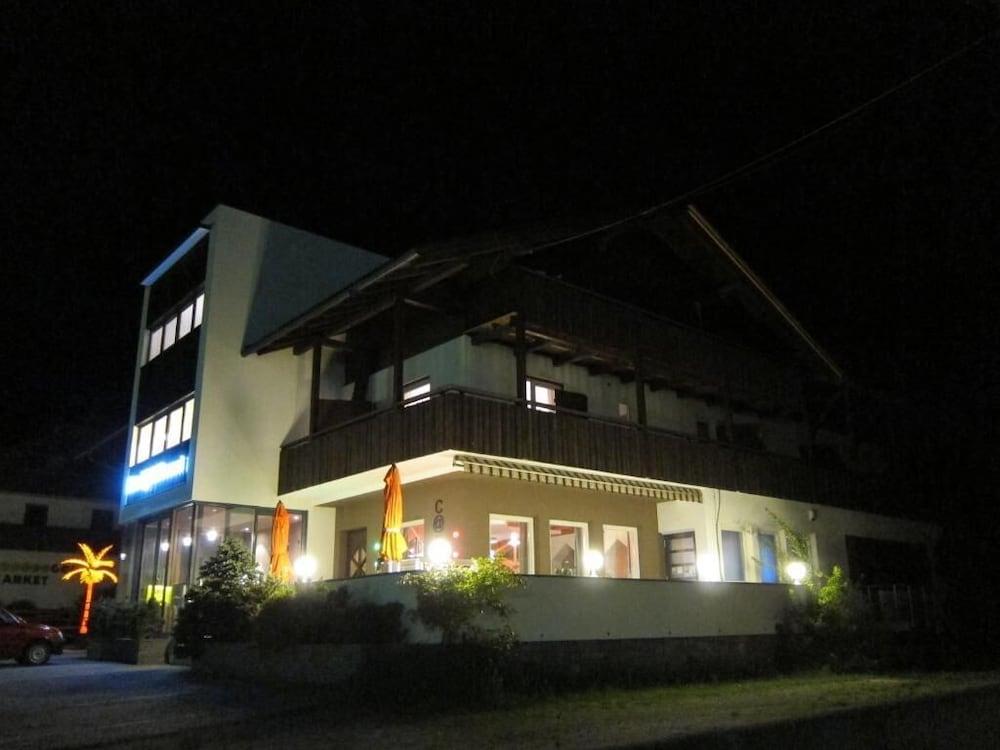 Hotel Stifter,Italian Alps>>Bolzano,2 star