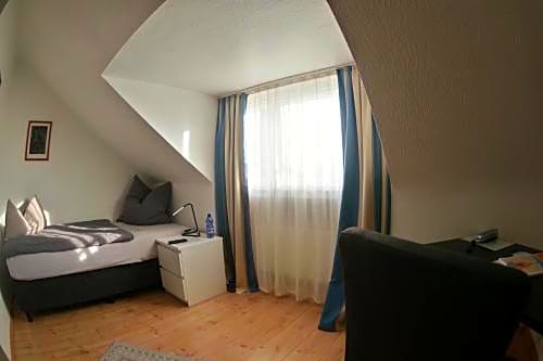 hotel merlin