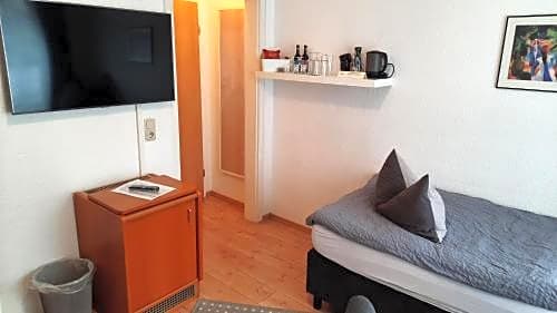 hotel merlin