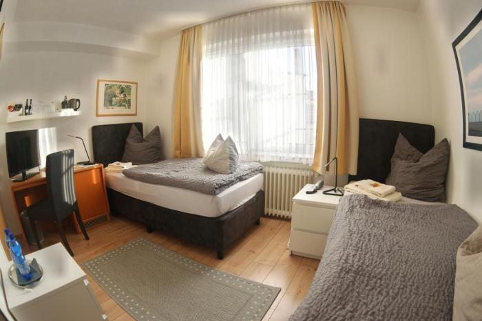 hotel merlin