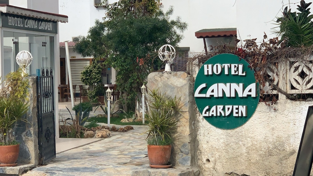 canna garden hotel adults only