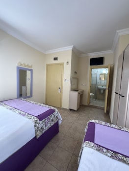 canna garden hotel adults only