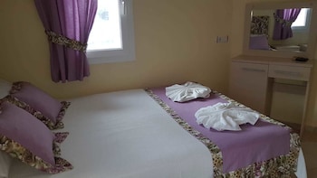 canna garden hotel adults only