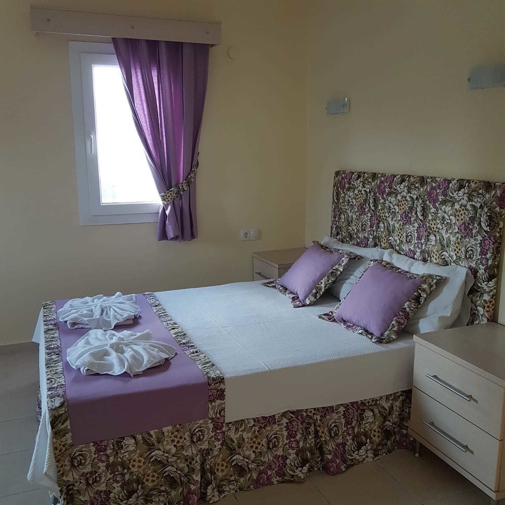 canna garden hotel adults only