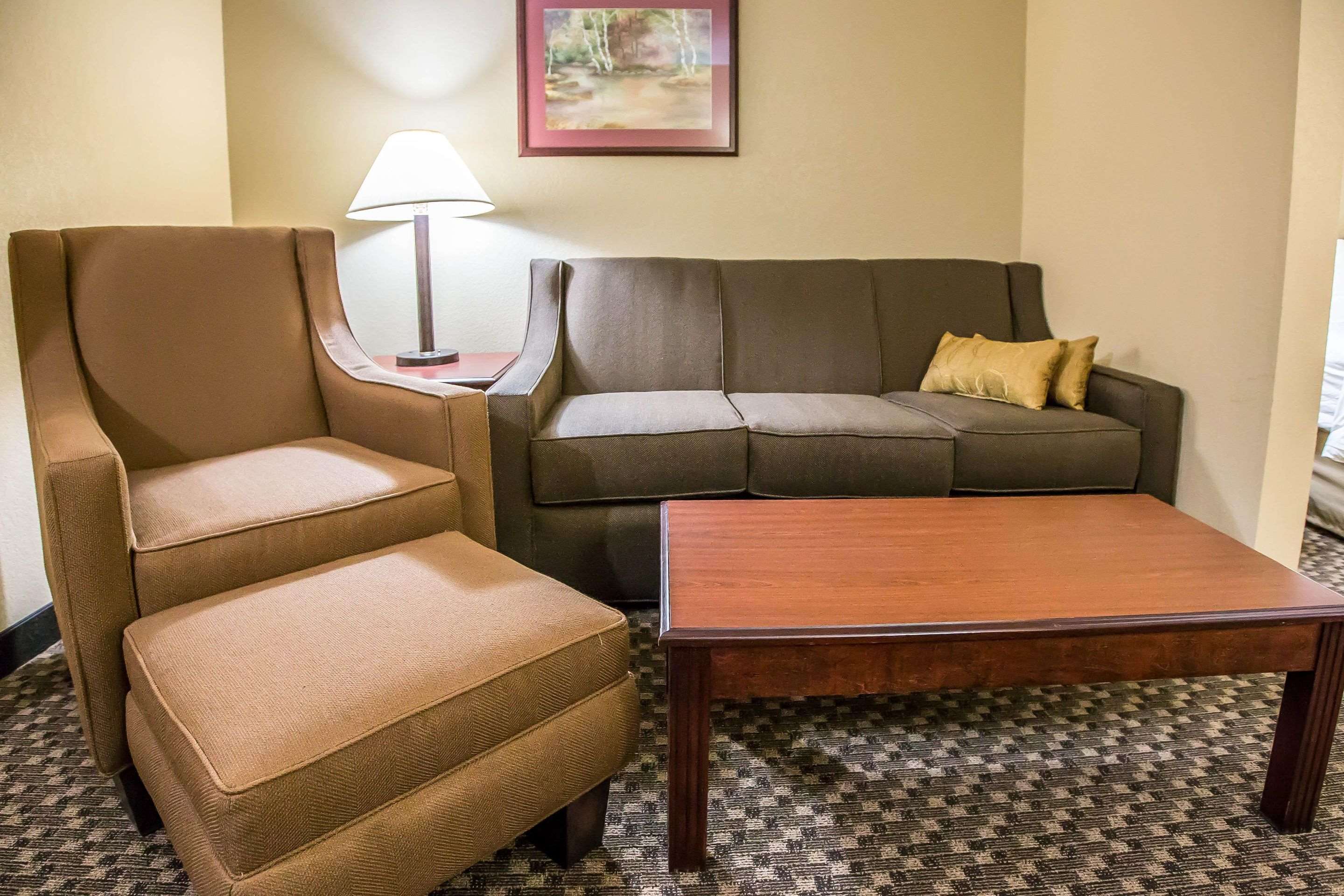 quality inn and suites mendota near i 39