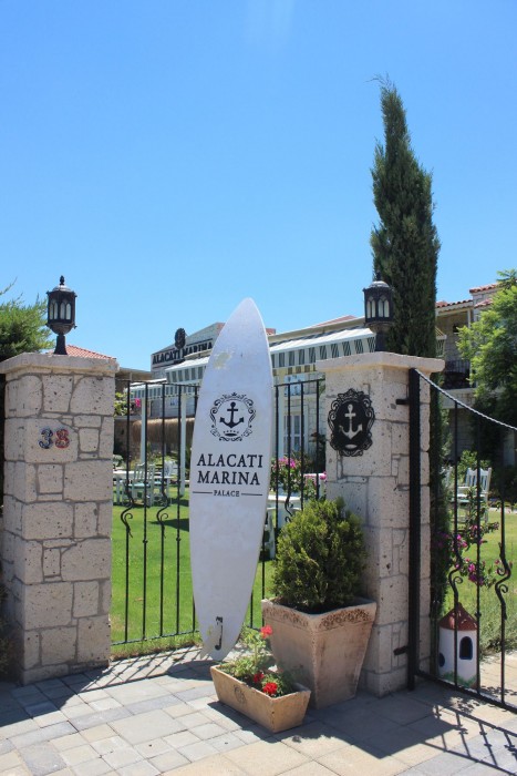 alacati marina palace otel