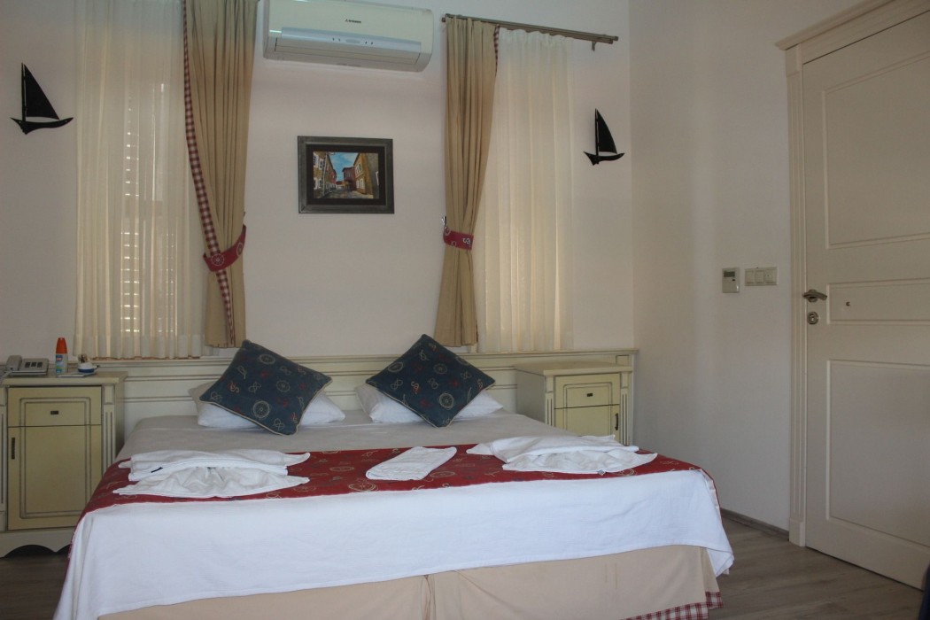 alacati marina palace otel