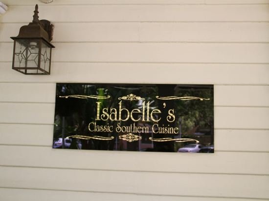 peninsula bed and cocktails