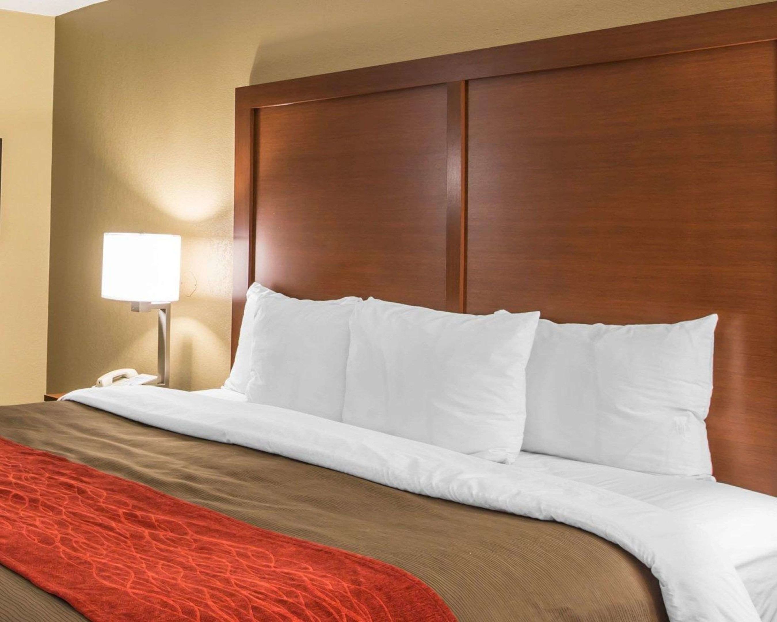 comfort inn biltmore west