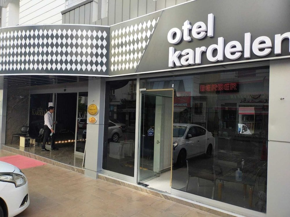 Kardelen Hotel,Mersin>>Akdeniz,2 star