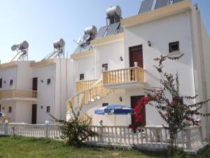 paradise holiday bungalows