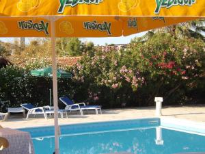 paradise holiday bungalows