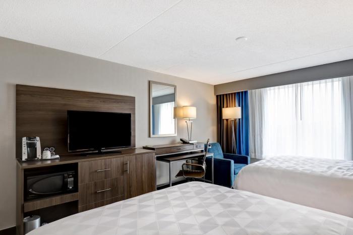 holiday inn mississauga toronto west by ihg