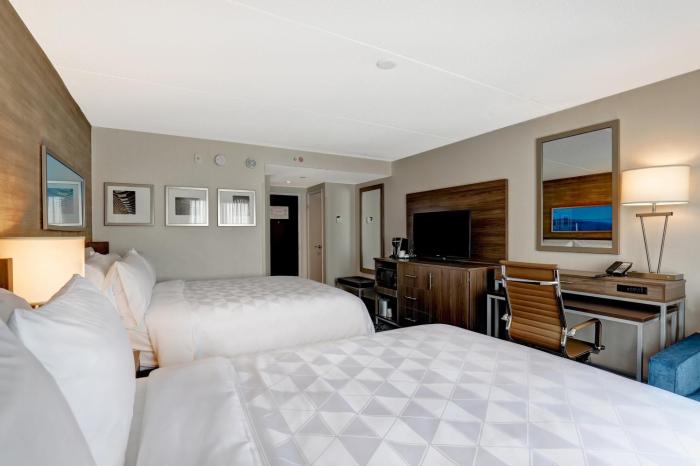 holiday inn mississauga toronto west by ihg