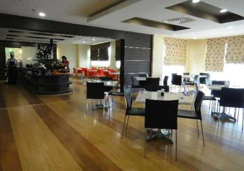 kiulap plaza hotel