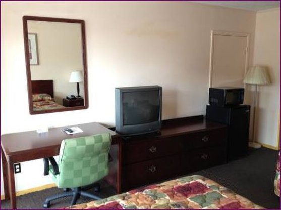 jeffersonian motor inn