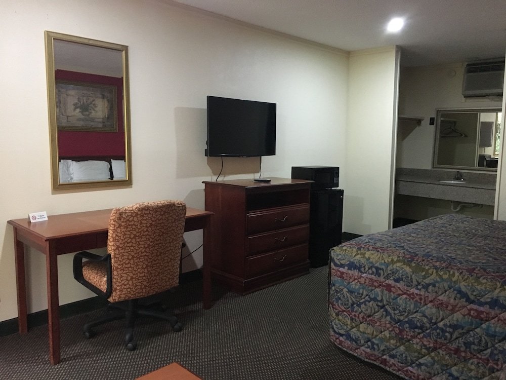 jeffersonian motor inn