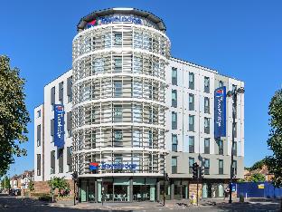 travelodge london hounslow