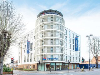 travelodge london hounslow