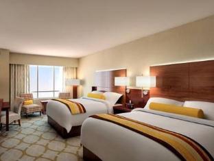 seven clans hotel