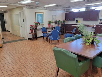 studio 9 inn and suites