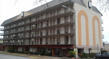studio 9 inn and suites