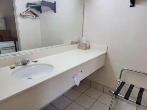 studio 9 inn and suites