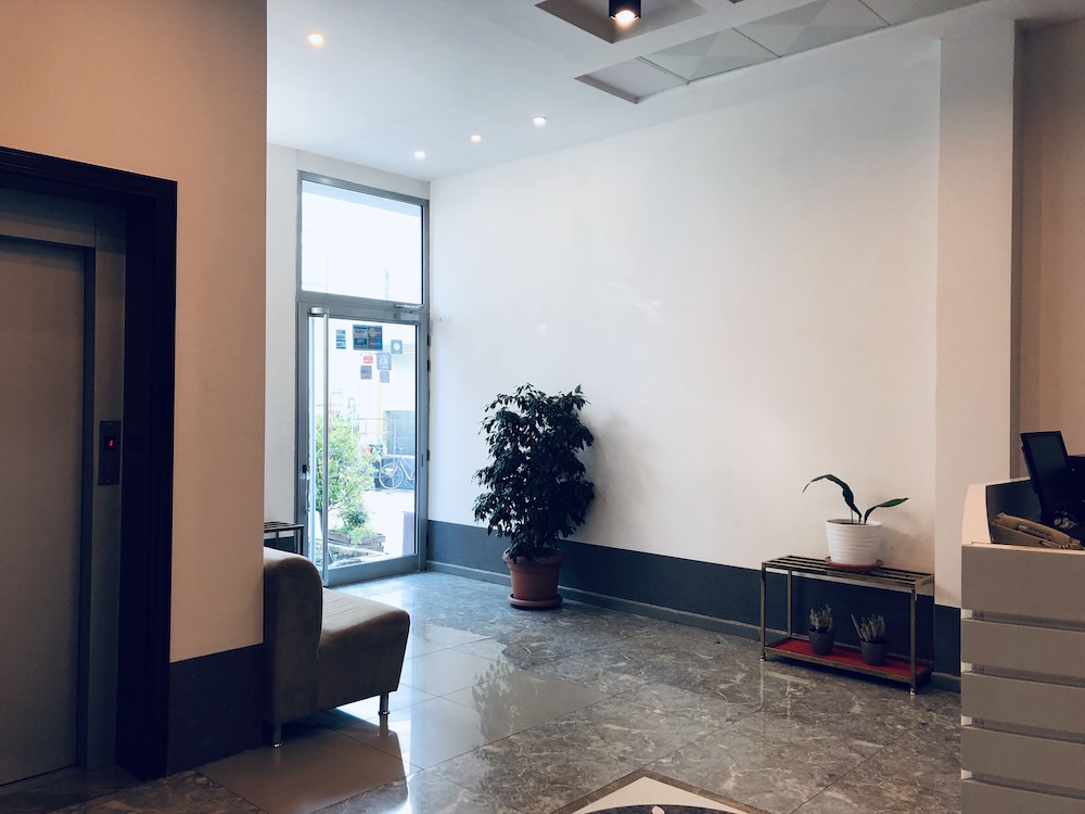 hotel kompleksi arifi