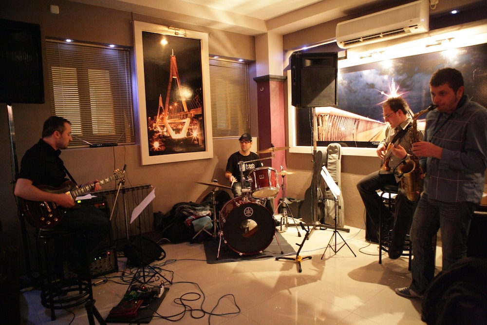 hotel ambasador bitola