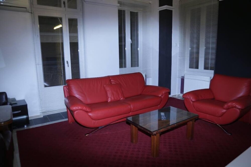 hotel ambasador bitola